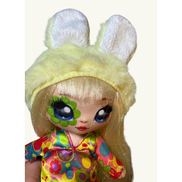 Na! Na! Na! Surprise Doll With Blonde Hair & Colorful Outfit - MGA Entertainment - Picture 4 of 10
